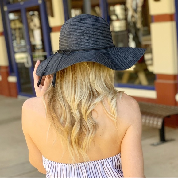 ✨RESTOCKED✨Black Tassel Floppy Hat - Picture 6 of 6